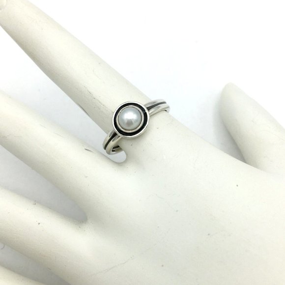 RJ Graziano Jewelry Rj Graziano Sterling Silver Bezelset Pearl Ring